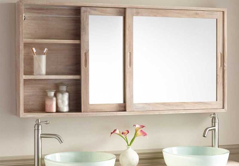 Spiegelschrank