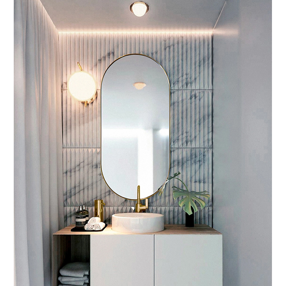 Modischer, an der Wand befestigter Metall-Make-up-Badezimmerspiegel Ganzkörperspiegel aus Glas