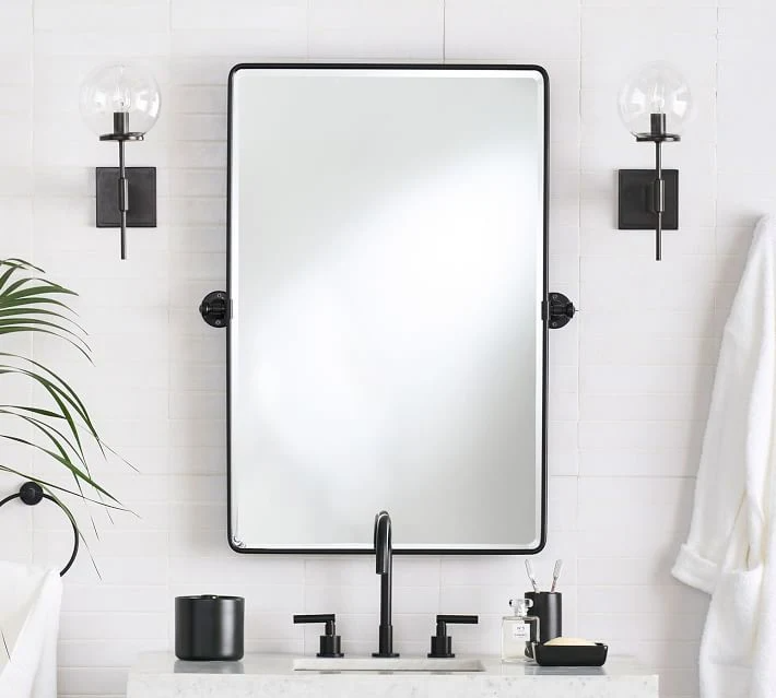 OEM / ODM beleuchteter Badspiegel Toilettenwand Rechteck Badezimmerspiegel